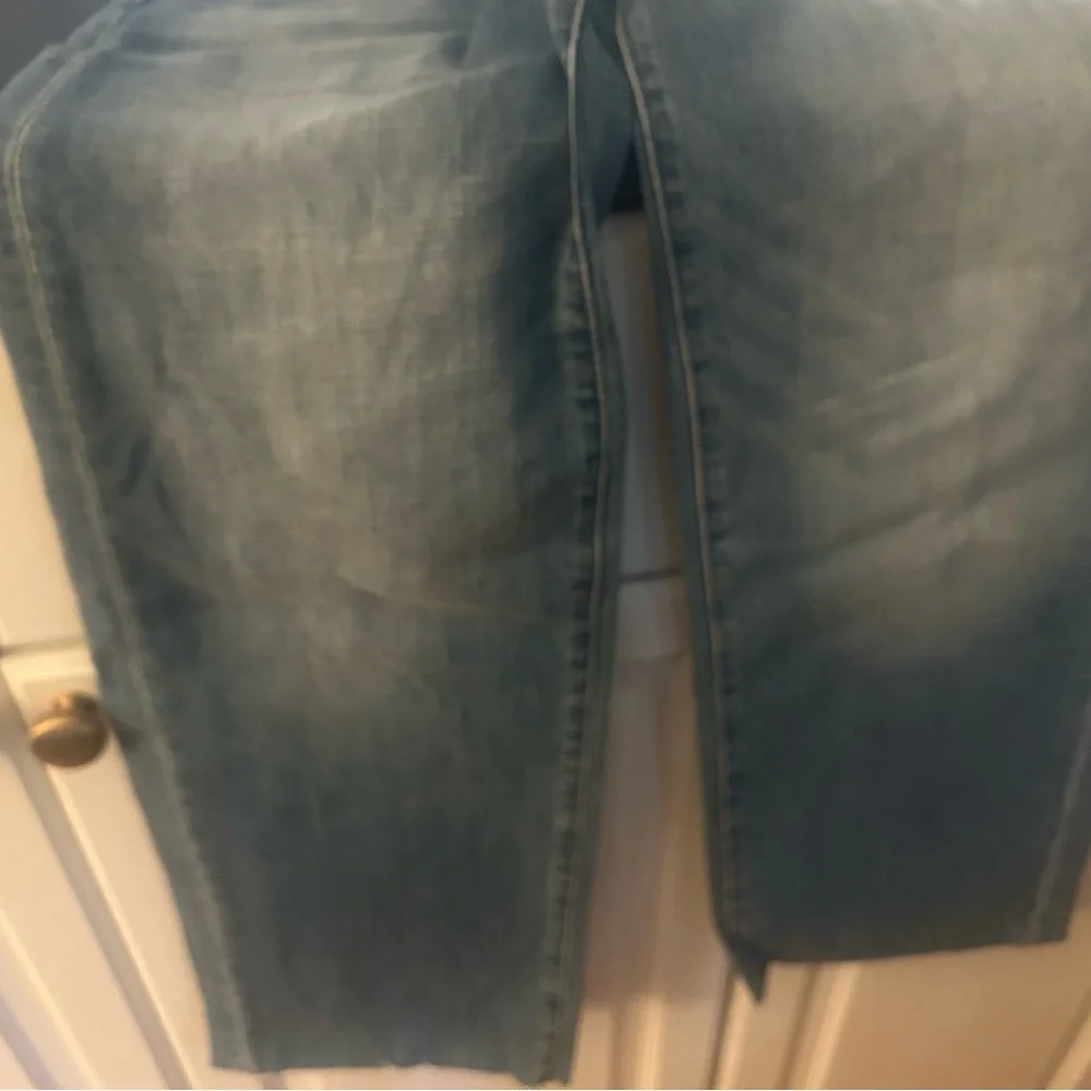 Women’s Blue Jeans - Picture 6 of 6